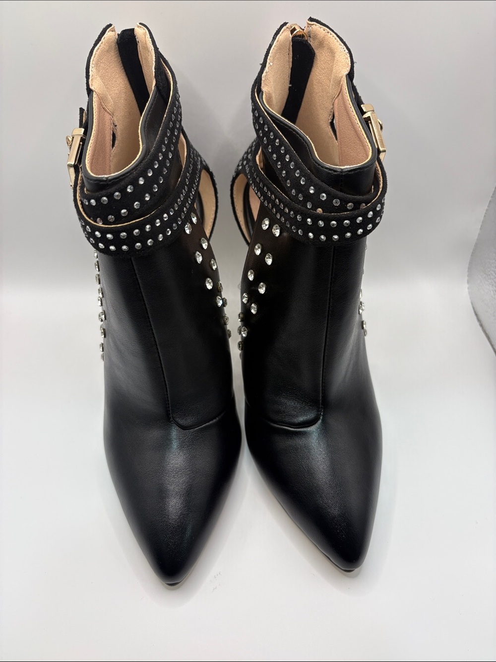 Source Unknown Black Studded Pointed Ankle Boots